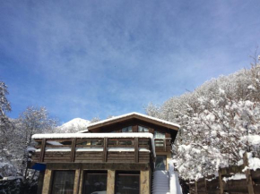 Chalet Mobius